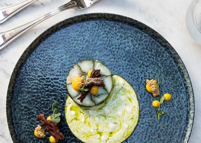 מלון Sanasaryan Han, A Luxury Collection Hotel,